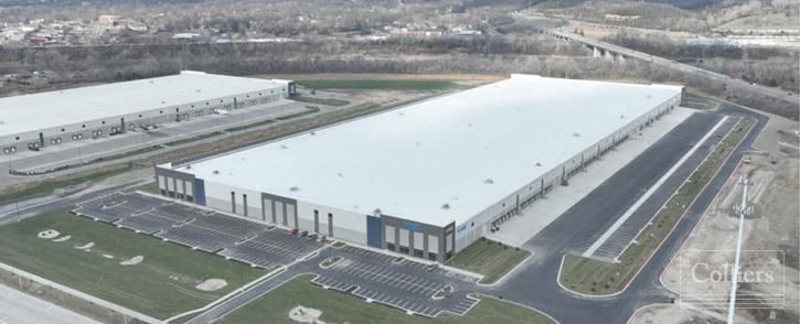 Heartland Logistics Park | Building III: 146,000± TO 323,850± SF