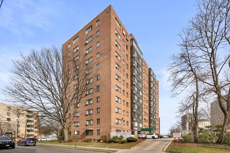 90 Prospect Ave - Hackensack