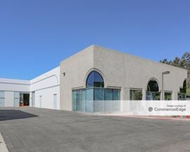 Rancho Del Oro Commerce Center