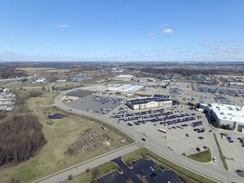 Mall Loop Dr.