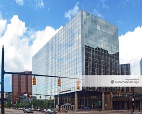 PNC Bank Building - Grand Rapids