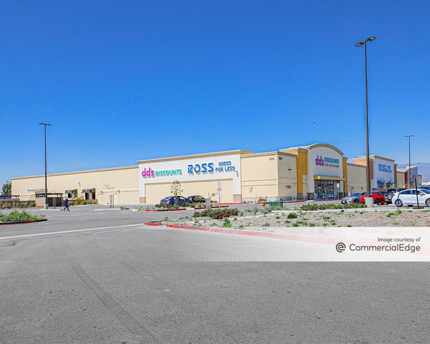 Rialto Gateway Plaza 1610 S Riverside Ave, Rialto, CA Retail Space