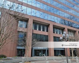 Atlanta Galleria Office Park - Galleria 200