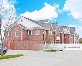 Williamsburg Village - 3400 Plantation Drive