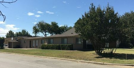 Office space for Rent at 5901 Locke Ave in Fort Worth