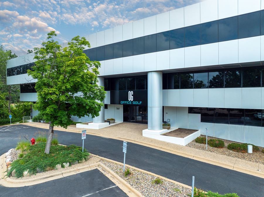 Office Golf | Bloomington, MN