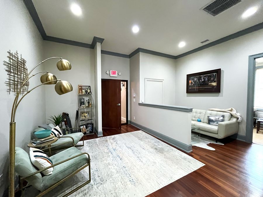 240 Seven Farms Drive