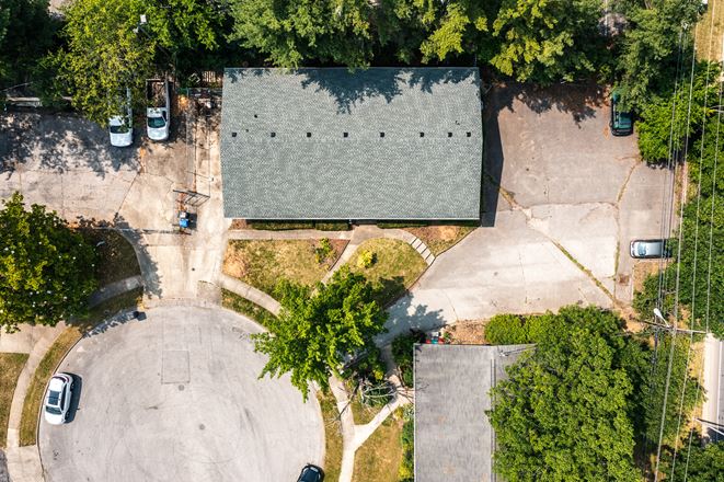 1,200 SF Professional Office Space FOR LEASE