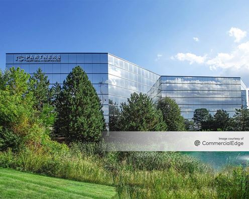 Crossroads Corporate Center - 20935 Swenson Drive