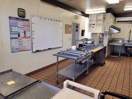Commercial Kitchen For Lease