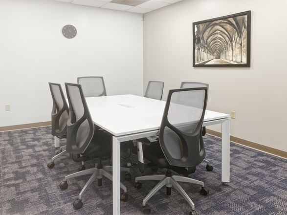 Regus - Madison - Heartland Trl