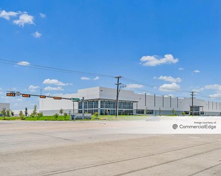 Photo of commercial space at 2515 North Belt Line Road in Grand Prairie