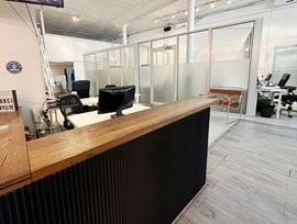 833 Broadway