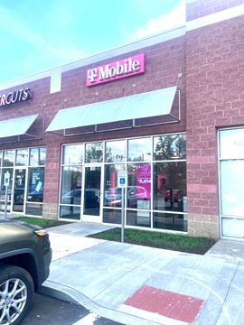 The Shoppes at Cranberry Commons