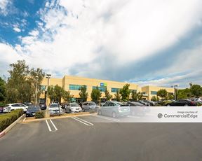 Parkway Corporate Plaza - 1620 East Roseville Pkwy