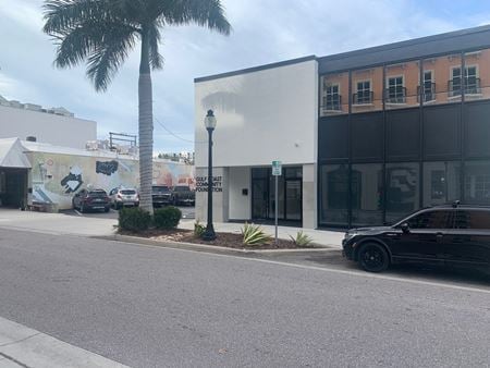 State Street Office with Onsite Parking - Sarasota
