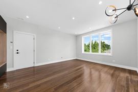 3653 W. Barry Ave | For Sale