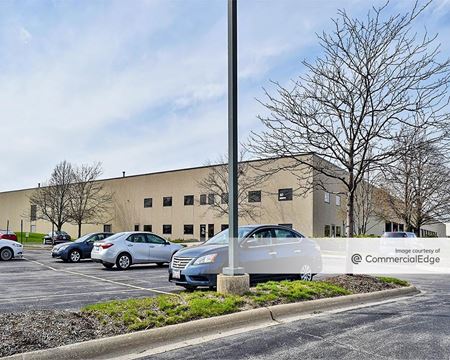 Industrial space for Rent at 10 North Mitchell Court in Addison