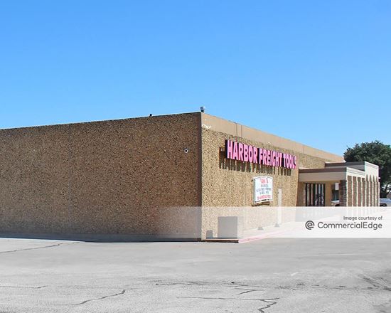 223-303 West Camp Wisdom Road