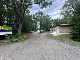 2883 Aero Park Dr