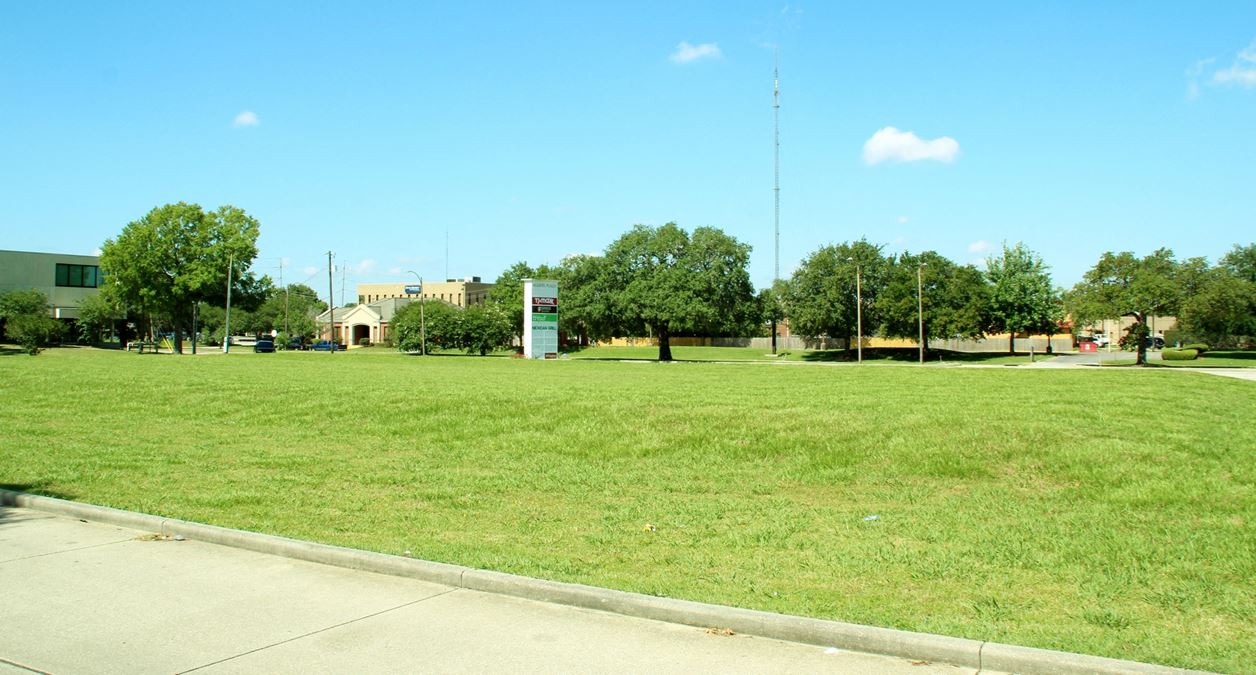 Algiers Plaza Outparcel