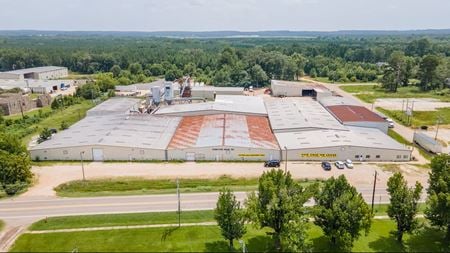 Industrial space for Rent at 210 E Sweet Potato St in Vardaman