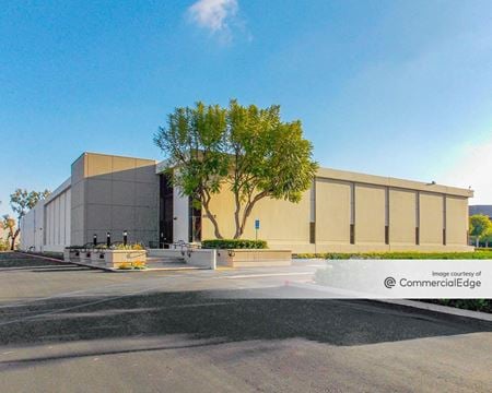 Industrial space for Rent at 17032 Armstrong Ave. in Irvine