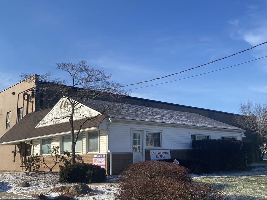 15,320 Sq.Ft. Warehouse Space with Office