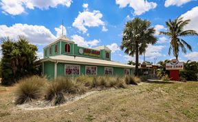 Red Crab Restaurant - Beachside