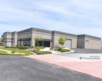 McCutchen Commerce Center - Buildings 17, 18, 19 & 20
