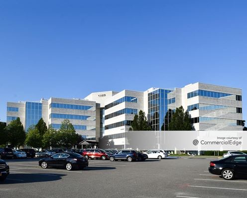 Franklin Avenue Plaza - 1325 Franklin Avenue