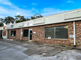 Plaza West Investment Sale - 5 Retail Suites on Newberry Road