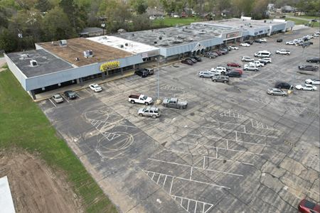 Retail space for Rent at 264 Tunica Drive East in Marksville