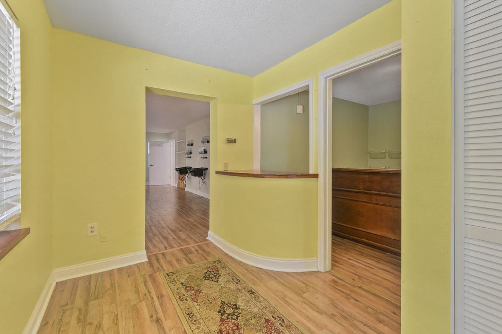 2706 Old Moultrie Road