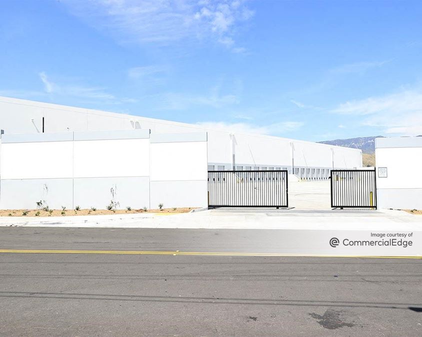 2600 Cajon Blvd