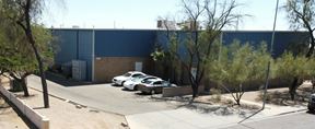 739 W 2nd Ave