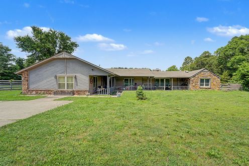 7936 W Wedington Dr