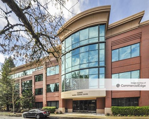 Pacific Parkway Center
