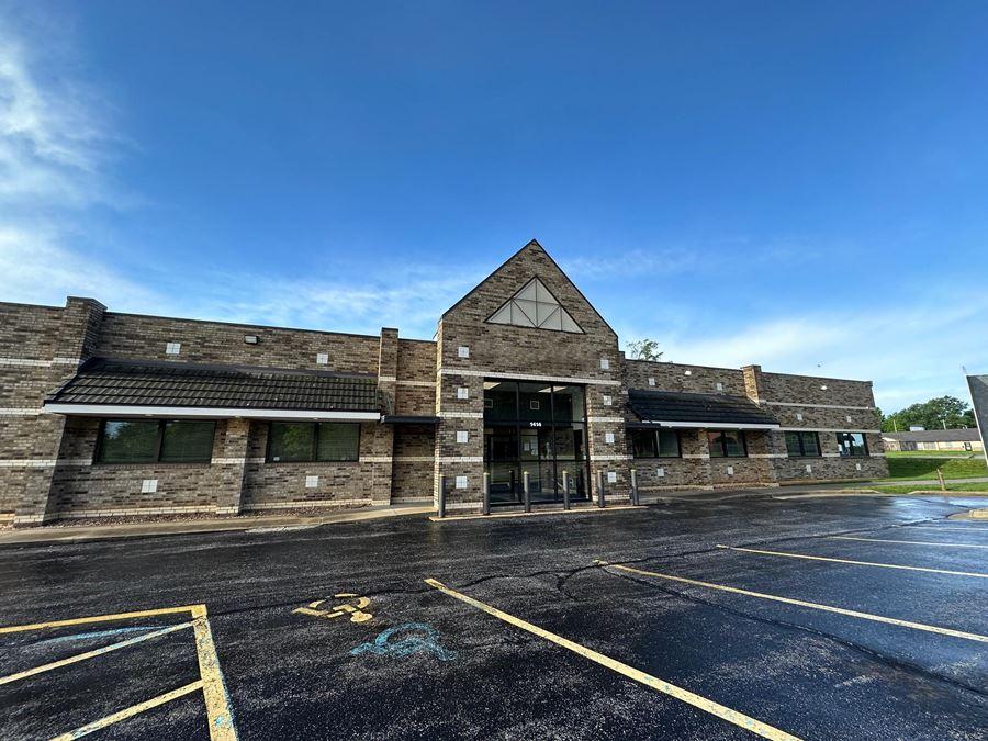 1414 W. Elfindale: ± 16,744 SF Office Building For Sale