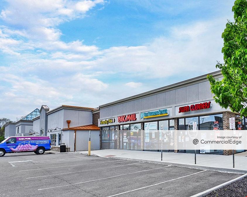 Greentree Shopping Center