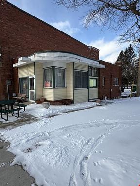 Former Home Town Pizza - Pizza & Sub Shop