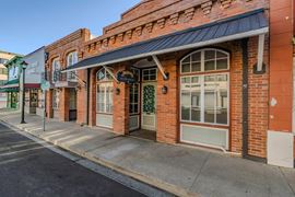 160-164 Main St.