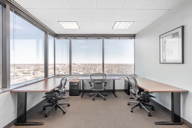 IL, Schaumburg - 1600 Corporate Centre
