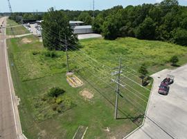 Highway 51 Retail Pad