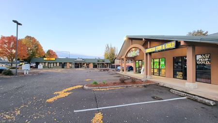 Retail space for Rent at 4930 River Rd N in Keizer