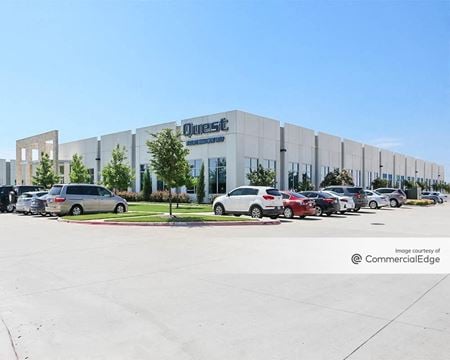 Photo of commercial space at 3841 Plano Pkwy in The Colony