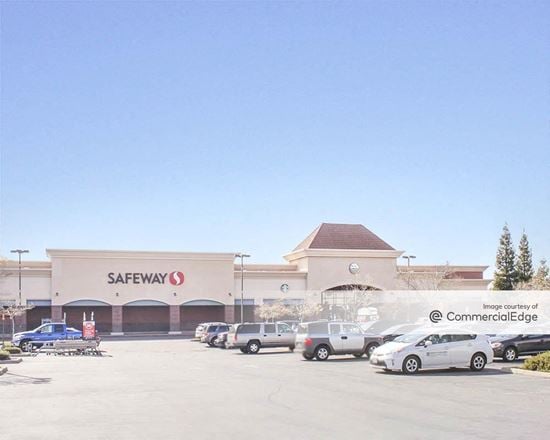 Highland Crossing - Safeway