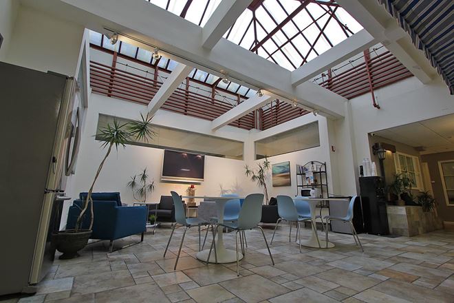 Select Office Suites - Broadway