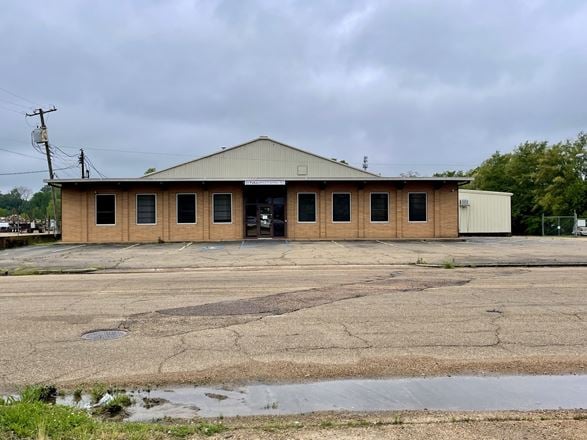 Livingston Road Warehouse