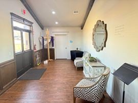 450 E Main St
